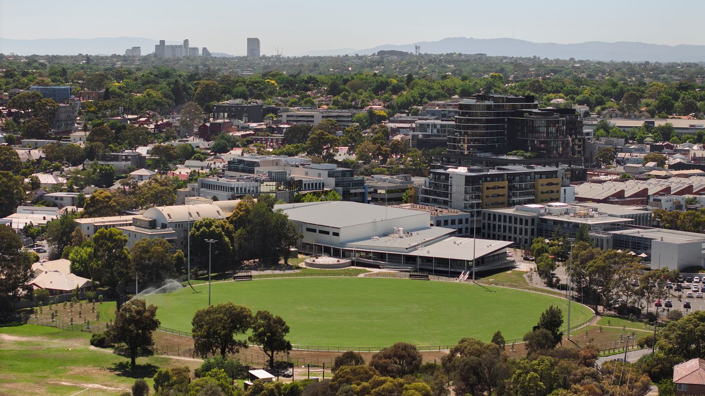 Swinburne Senior Secondary College Gymnasium